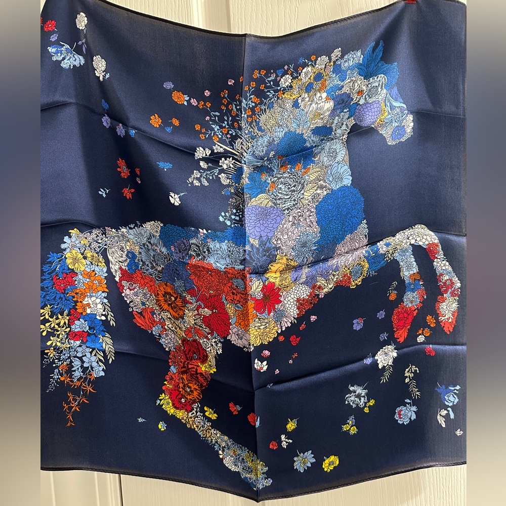 100% silk.scarf bandana floral horse equestrian navy blue